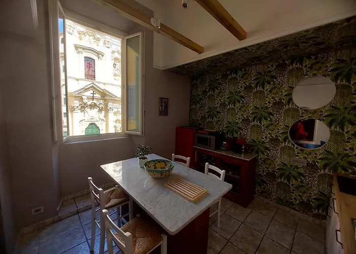 New! Bellissimo Palazzofranchi Pantheon Rome